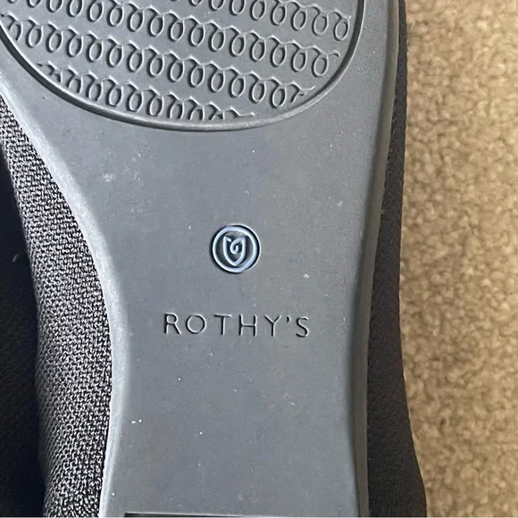 Rothy’s Black Pointed Toe Flats Slip On Shoes Size 10 (Fits like 9.5) - Picture 8 of 8